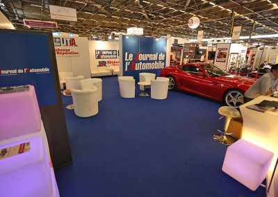 stand-journal-automobile